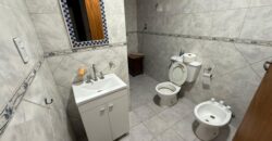 Se vende casa con piscina de dos plantas en Andino.