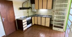 Se vende amplio departamento en pleno centro de Totoras.