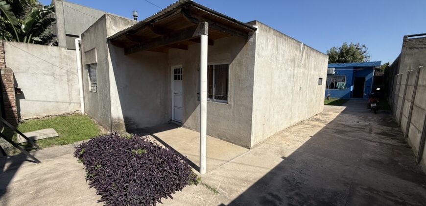 Se venden 2 Casas en un terreno en San Lorenzo.