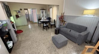 Se vende casa en Puerto General San Martín.