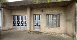 Se vende casa en Puerto General San Martín.