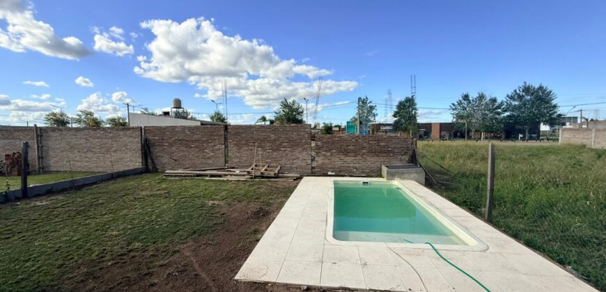 Se vende Casa con pileta en Tierra de Sueños de Puerto General San Martín.