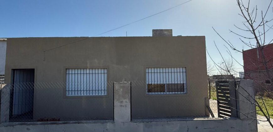 Se vende Casa con pileta en Tierra de Sueños de Puerto General San Martín.