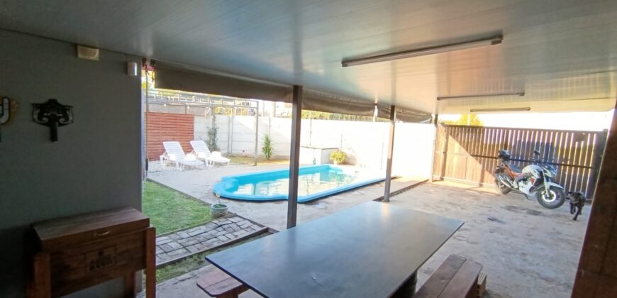 Se vende Casa o Salón de Eventos a terminar con quincho y pileta en Tierra de Sueños de Puerto General San Martín.