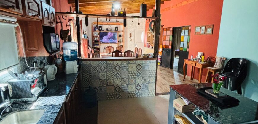 Se vende casa de 3 dormitorios en Serodino.