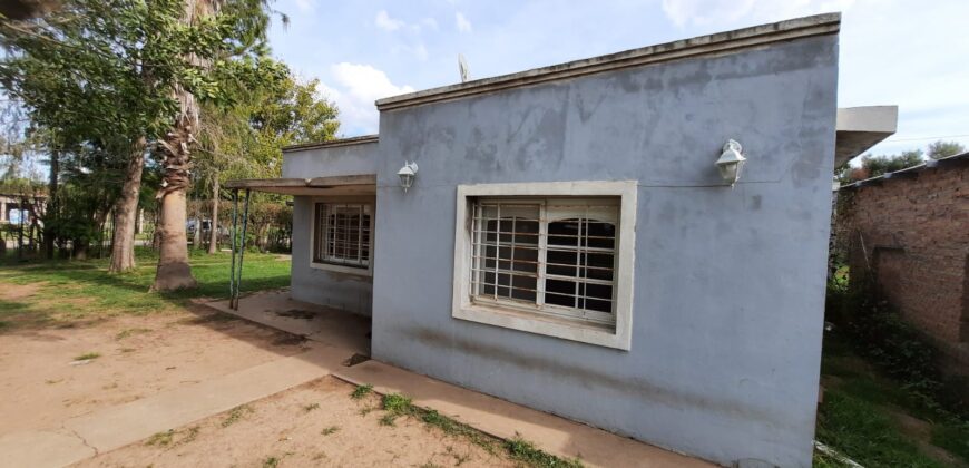 Se vende Casa en esquina en Villa La Ribera – Oliveros.