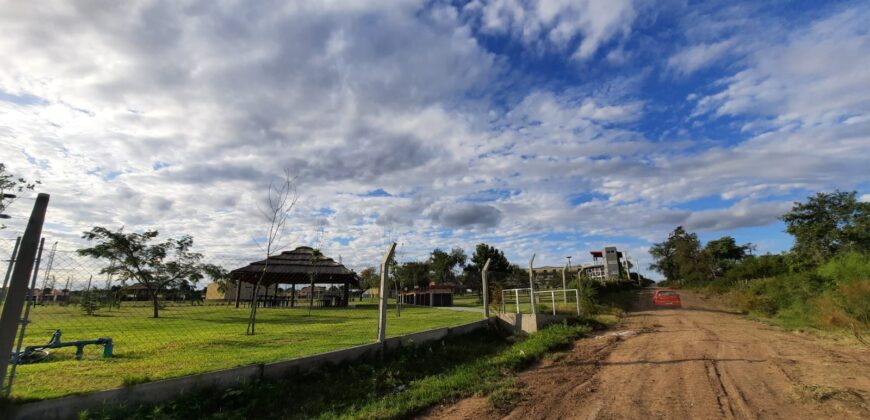 Se venden 1,76 ha Suburbanas en Zona de Termas de Victoria