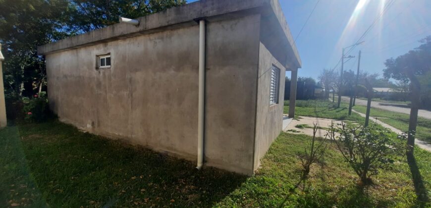 Se vende casa en Serodino con terreno de 3.640 m2.