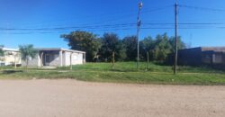 Se vende casa en Serodino con terreno de 3.640 m2.