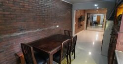 Se vende casa y/o fracción de terreno en esquina en Serodino.