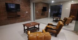 Se vende casa y/o fracción de terreno en esquina en Serodino.