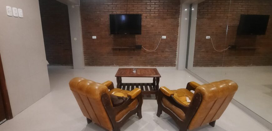 Se vende casa y/o fracción de terreno en esquina en Serodino.