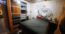 Se vende Casa en esquina a metros del Río en Andino.