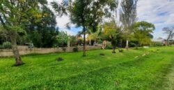 Se vende Casa en esquina a metros del Río en Andino.