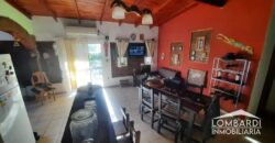 Se vende Casa con local en esquina a sobre Ruta en Andino.