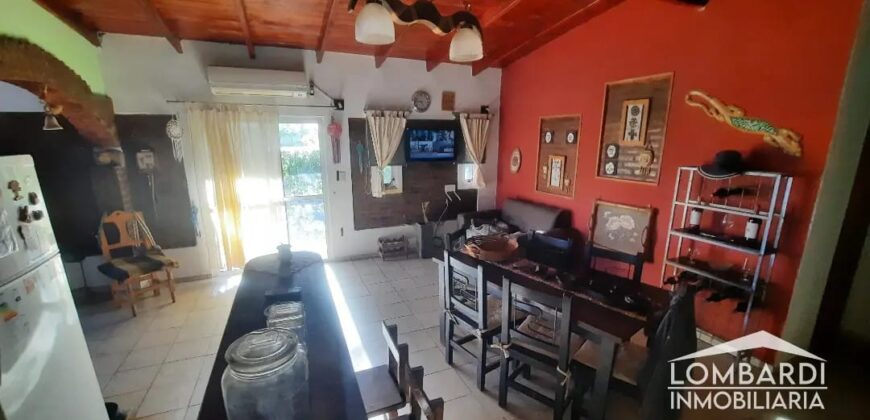 Se vende Casa con local en esquina a sobre Ruta en Andino.