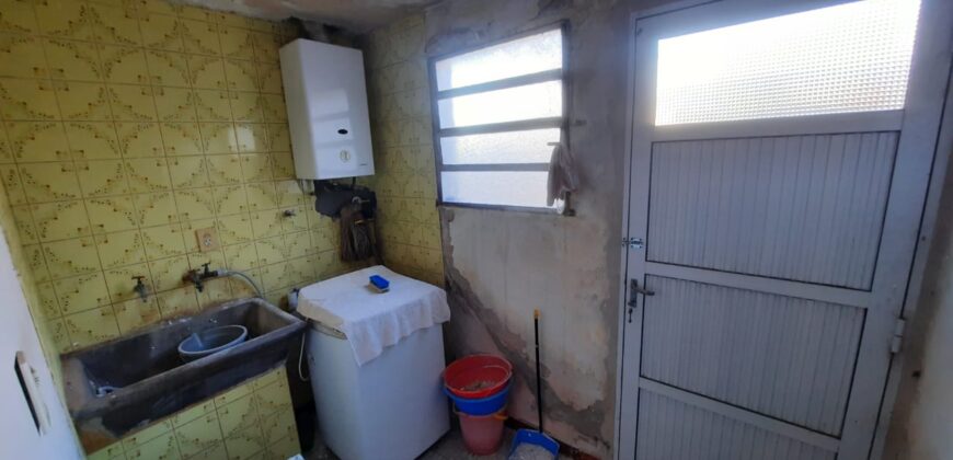  Se vende casa de dos plantas con galpón en Serodino.