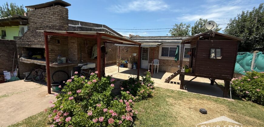 Se vende casa en Serodino.