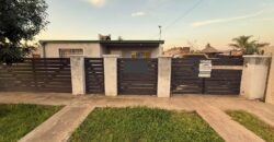 Se vende Casa con piscina en Tierra de Sueños de Puerto General San Martín.